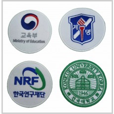 1개씩 급하게 요청하신 자수와펜입니다.