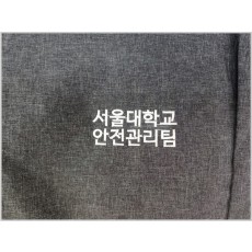 일반 브랜드 의류매장에서 구입 하신 후 자수의뢰 한 것입니다.